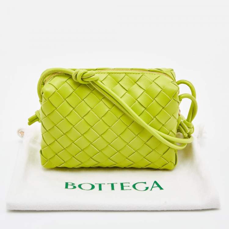 Pre Owned Bottega Veneta Light Green Intrecciato Leather Mini Loop Camera Crossbody Bag