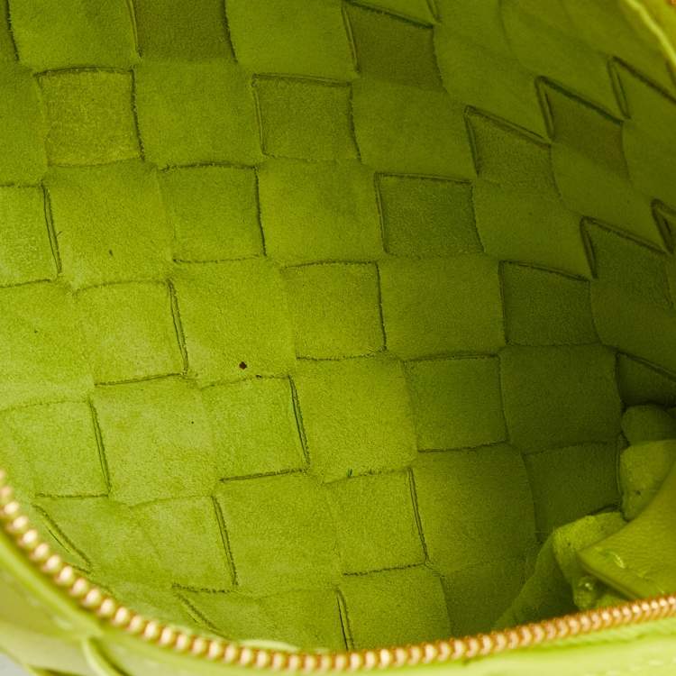 Pre Owned Bottega Veneta Light Green Intrecciato Leather Mini Loop Camera Crossbody Bag