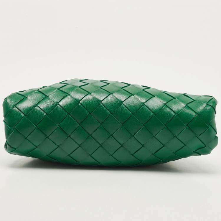 Pre Owned Bottega Veneta Green Intrecciato Leather Mini The Pouch Bag