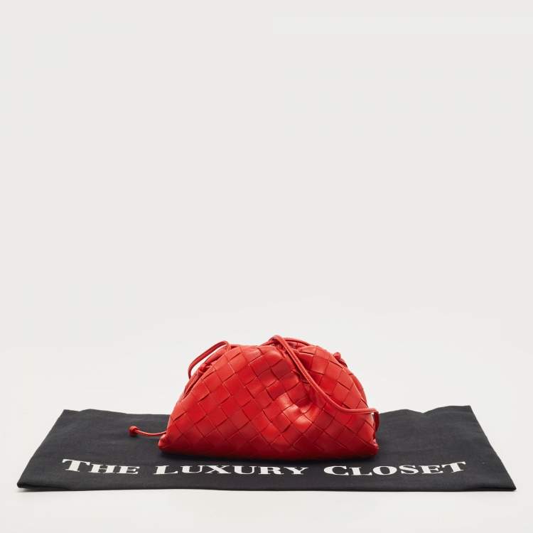 Pre Owned Bottega Veneta Red Intrecciato Leather Mini The Pouch Bag