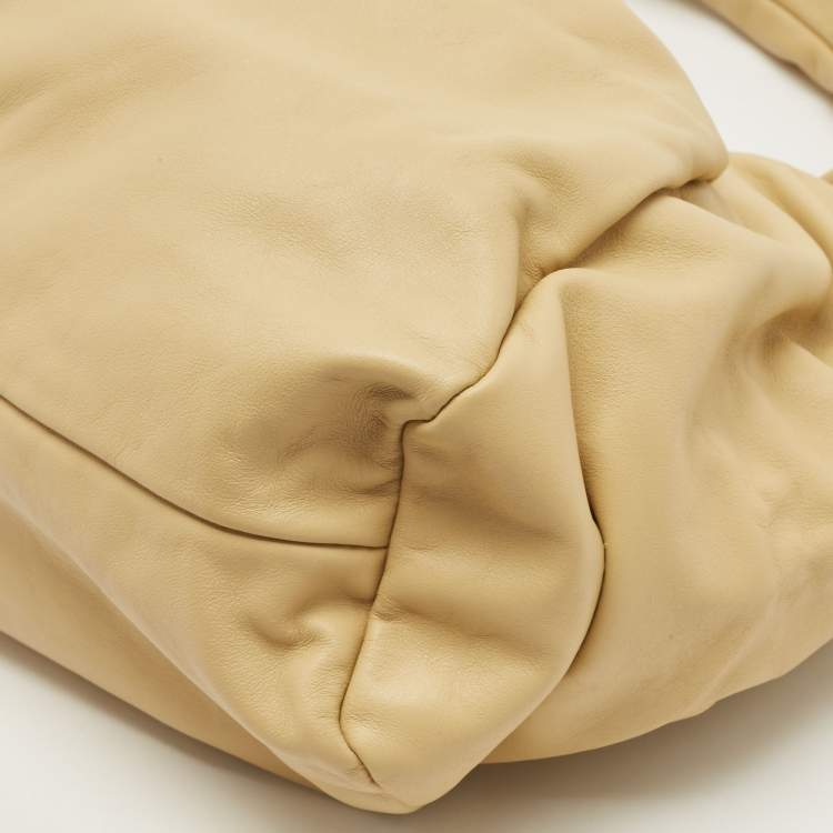 Pre Owned Bottega Veneta Beige Leather The Shoulder Pouch Hobo Bag