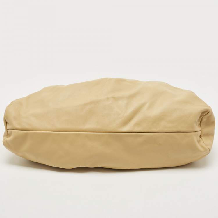 Pre Owned Bottega Veneta Beige Leather The Shoulder Pouch Hobo Bag