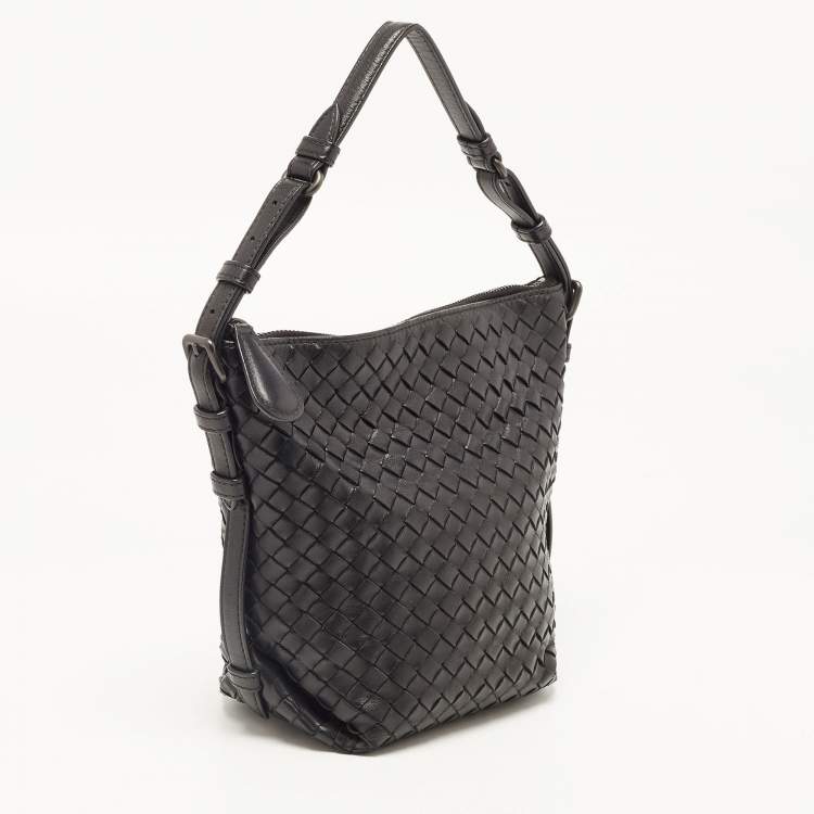 Pre Owned Bottega Veneta Black Intrecciato Leather Small Osaka Bag