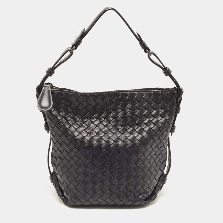 Pre Owned Bottega Veneta Black Intrecciato Leather Small Osaka Bag