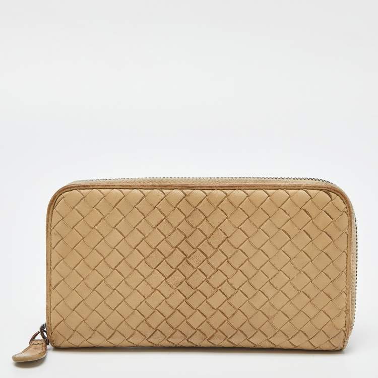 Pre Owned Bottega Veneta Cream Intrecciato Leather Zip Around Wallet