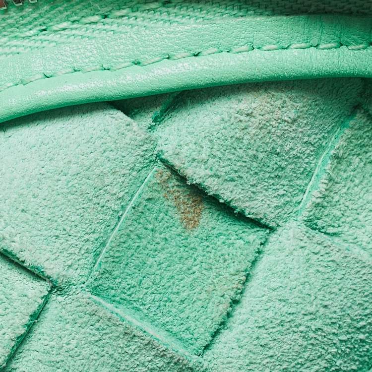 Pre Owned Bottega Veneta Light Green Intrecciato Leather Mini Loop Camera Crossbody Bag