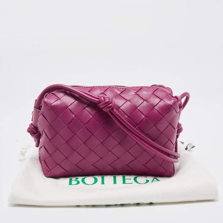 Pre Owned Bottega Veneta Magenta Intrecciato Leather Mini Loop Camera Crossbody Bag