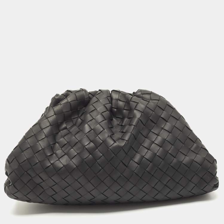 Pre Owned Bottega Veneta Black Intrecciato Leather The Pouch Clutch