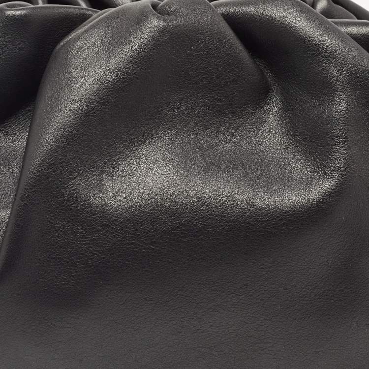 Pre Owned Bottega Veneta Black Leather Teen Pouch Clutch