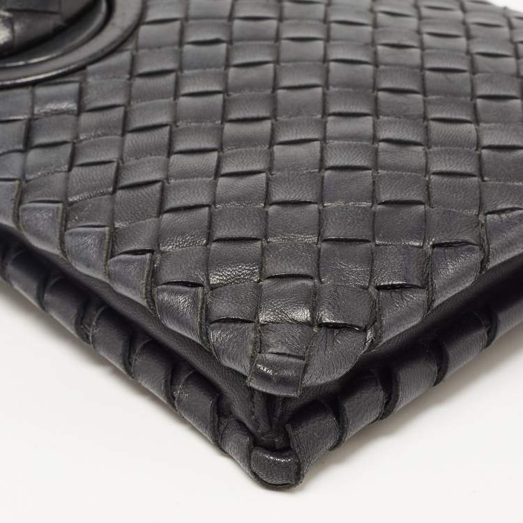 Pre Owned Bottega Veneta Black Intrecciato Leather Twist Lock Flap Clutch