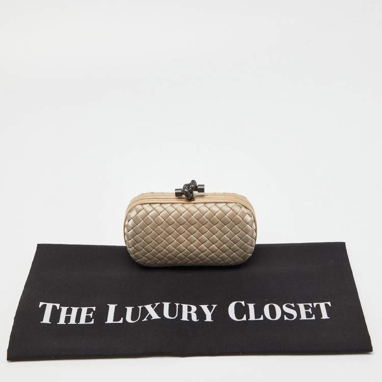 Pre Owned Bottega Veneta Cream Intrecciato Satin and Watersnake Knot Clutch