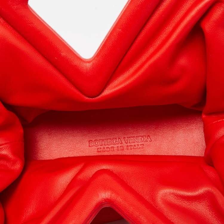 Pre Owned Bottega Veneta Red Increcciato Fabric The Point Triangle Crossbody Bag