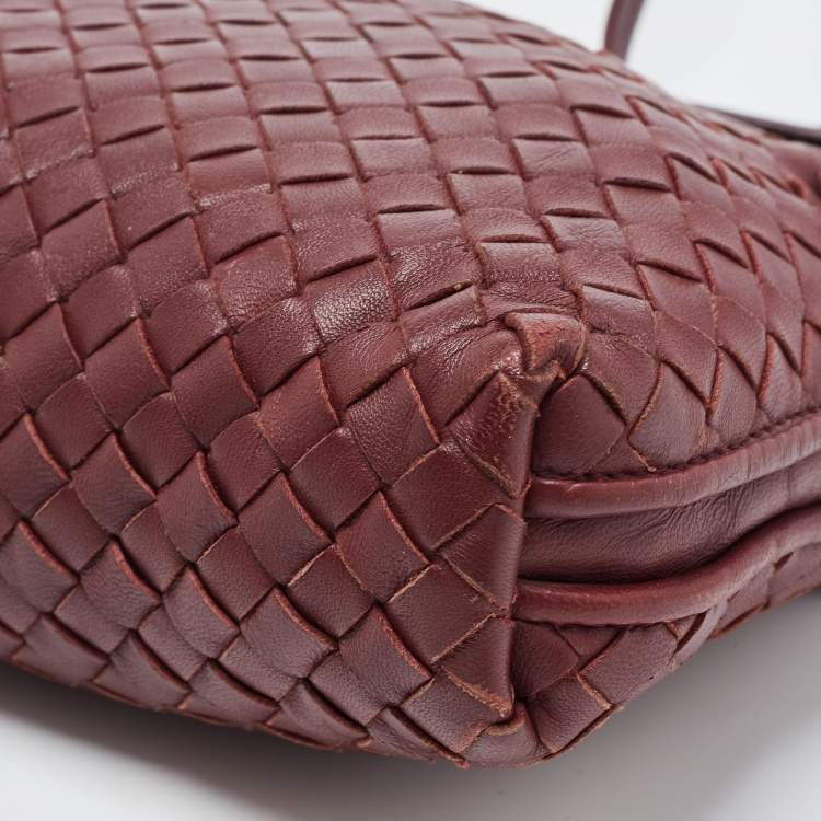 Pre Owned Bottega Veneta Burgundy Intrecciato Leather Nodini Crossbody Bag