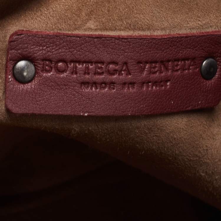 Pre Owned Bottega Veneta Burgundy Intrecciato Leather Nodini Crossbody Bag