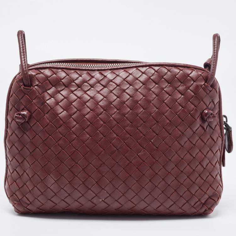 Pre Owned Bottega Veneta Burgundy Intrecciato Leather Nodini Crossbody Bag