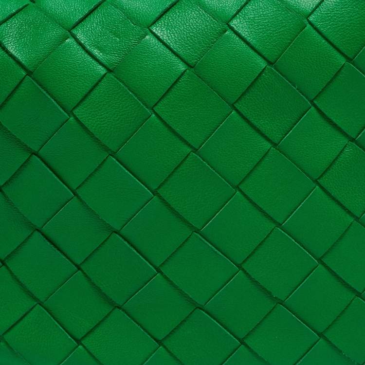 Pre Owned Bottega Veneta Green Intrecciato Leather Mini Jodie Hobo