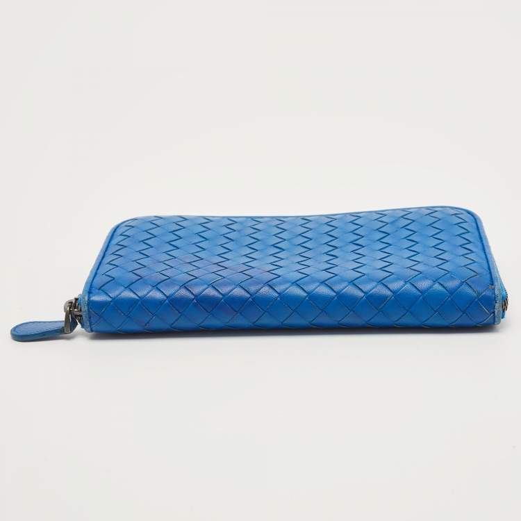 Pre Owned Bottega Veneta Blue Intrecciato Leather Zip Around Wallet