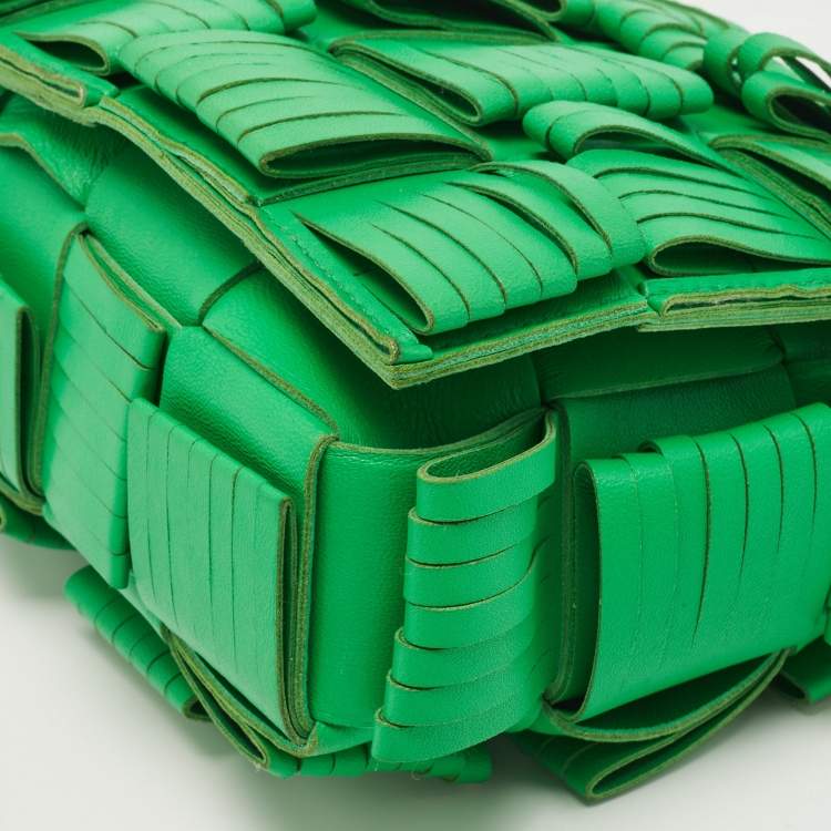 Pre Owned Bottega Veneta Green Leather Cassette Fringe Shoulder Bag