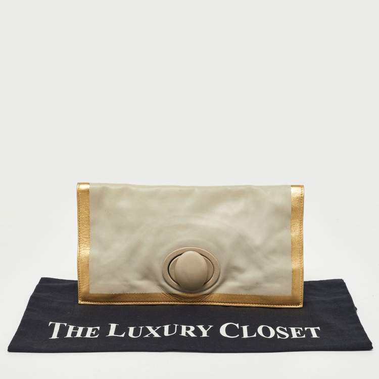 Pre Owned Bottega Veneta Grey/Gold Leather Twist Lock Flap Clutch