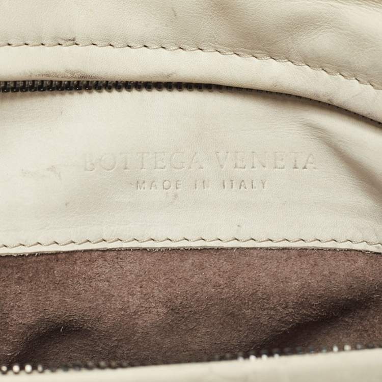 Pre Owned Bottega Veneta Grey/Gold Leather Twist Lock Flap Clutch