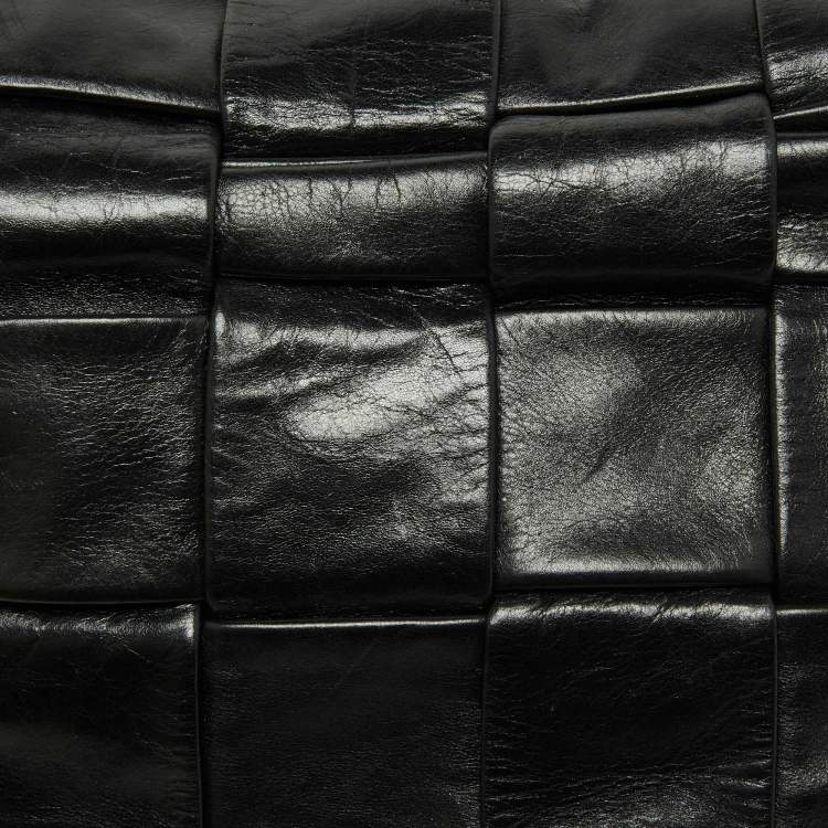 مملوكة مسبقًا Bottega Veneta Black Intrecciato Leather Cassette Belt Bag