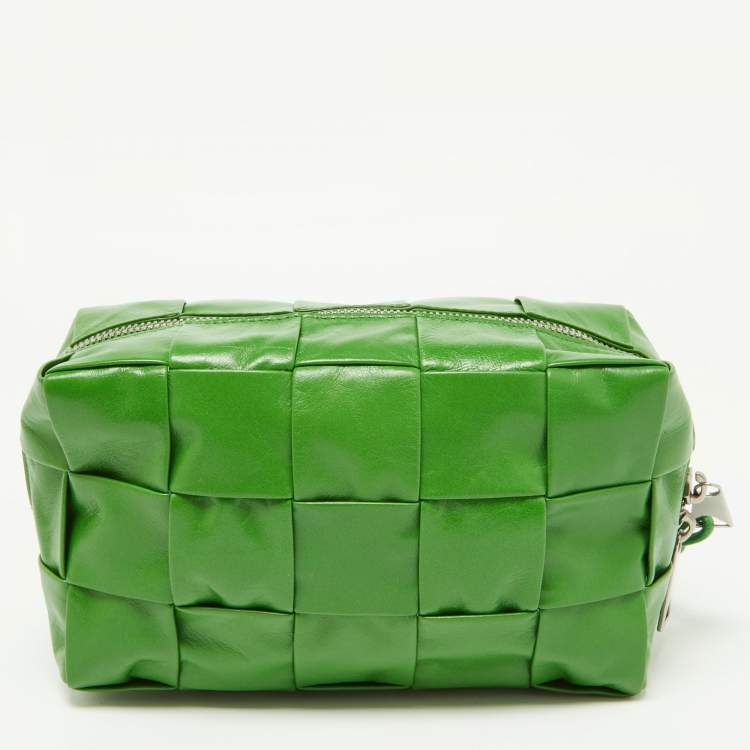 Pre Owned Bottega Veneta Green Leather Cassette Wristlet Pouch