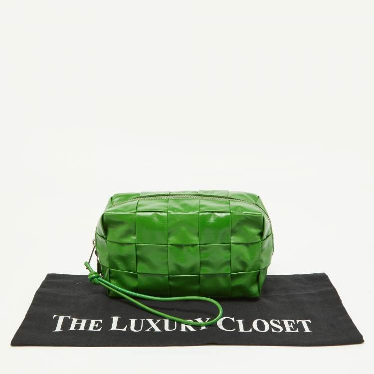 Pre Owned Bottega Veneta Green Leather Cassette Wristlet Pouch