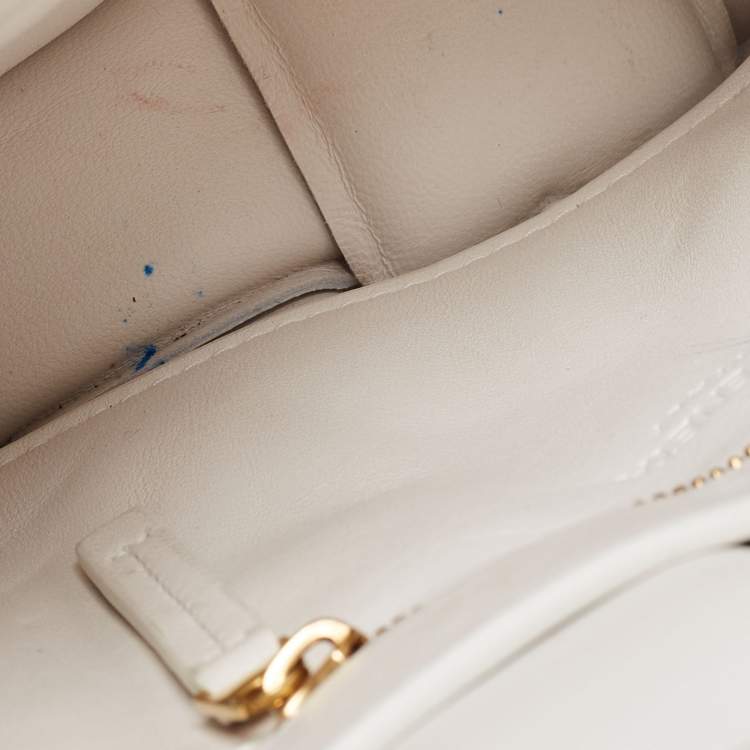 Pre Owned Bottega Veneta White Padded Leather Cassette Shoulder Bag