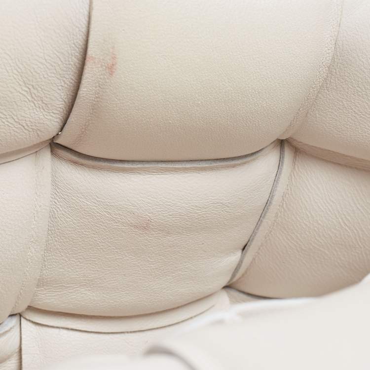 Pre Owned Bottega Veneta White Padded Leather Cassette Shoulder Bag