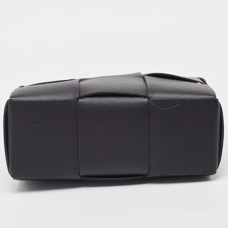 Pre Owned Bottega Veneta Black Intrecciato Leather Arco Tote