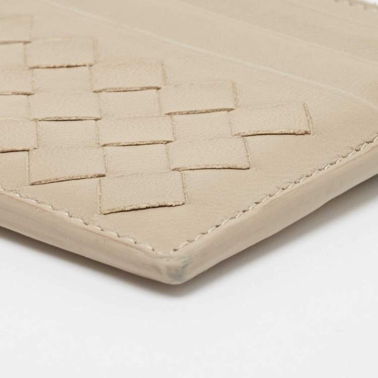 مملوكة مسبقًا Bottega Veneta Grey Intrecciato Leather Zip Card Holder