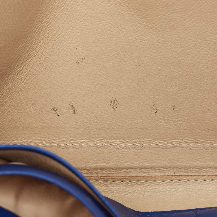 مملوكة مسبقًا Bottega Veneta Blue Intrecciato Leather Zip Around Wallet