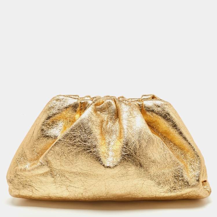 Pre Owned Bottega Veneta Gold Crinkled Leather The Pouch Clutch