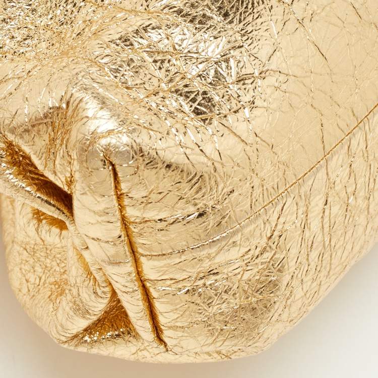 Pre Owned Bottega Veneta Gold Crinkled Leather The Pouch Clutch