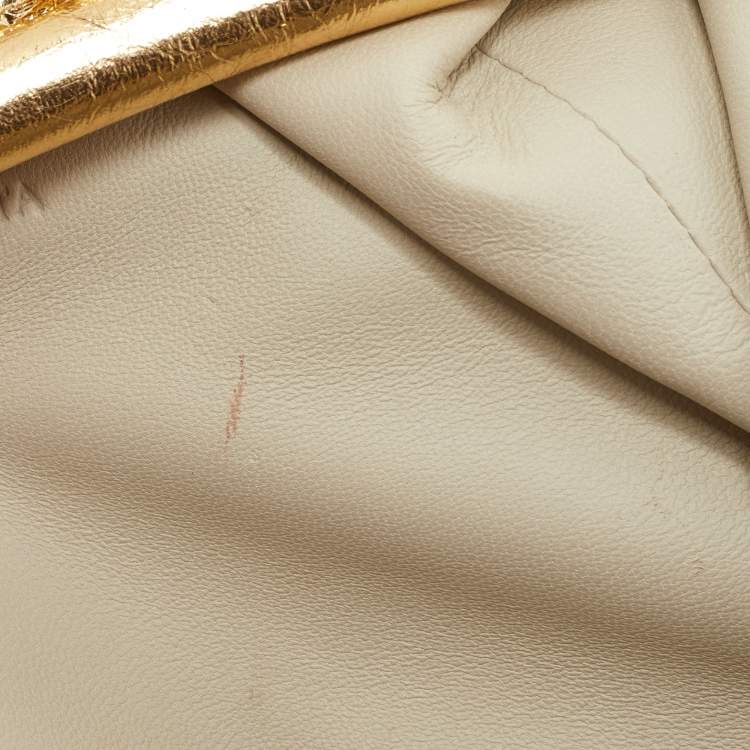Pre Owned Bottega Veneta Gold Crinkled Leather The Pouch Clutch