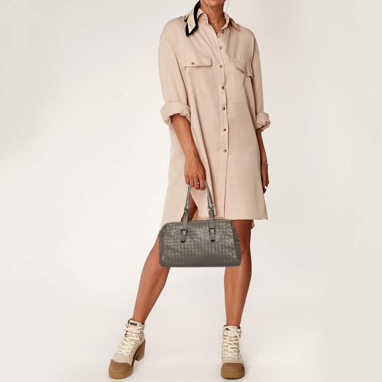 Pre Owned Bottega Veneta Grey Intrecciato Leather Boston Zip Bag