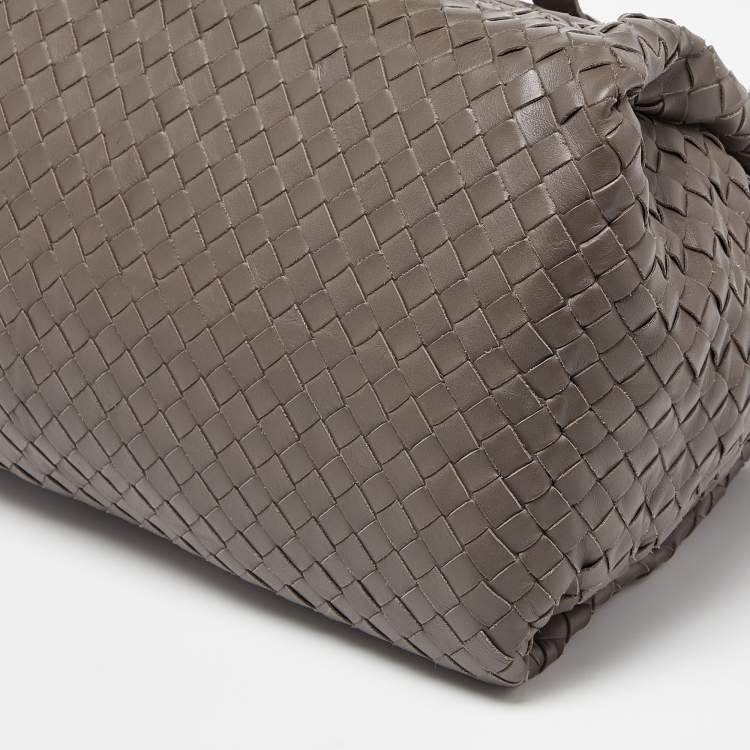Pre Owned Bottega Veneta Grey Intrecciato Leather Boston Zip Bag