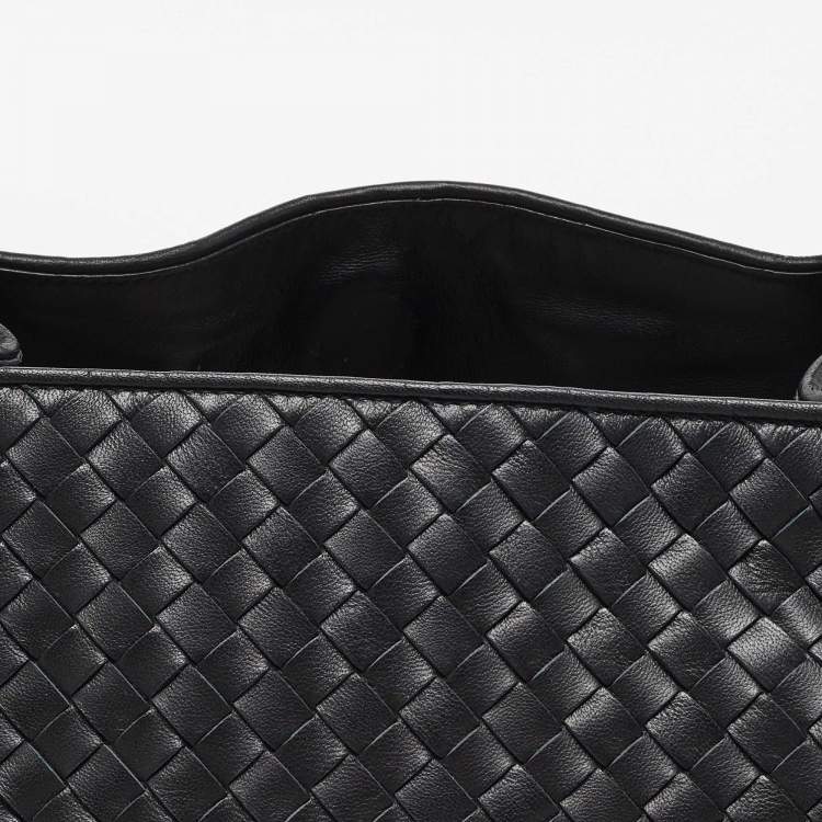 Pre Owned Bottega Veneta Black Intrecciato Leather Parachute Bag
