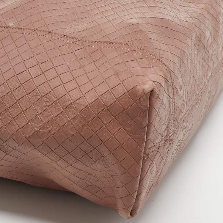 Pre Owned Bottega Veneta Old Rose Butterfly Embossed Intreccio Mirage Leather Tote
