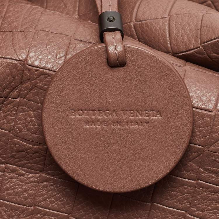 Pre Owned Bottega Veneta Old Rose Butterfly Embossed Intreccio Mirage Leather Tote