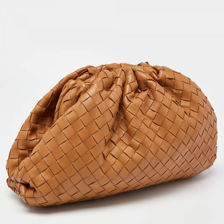 Pre Owned Bottega Veneta Brown Intrecciato Leather The Pouch Clutch