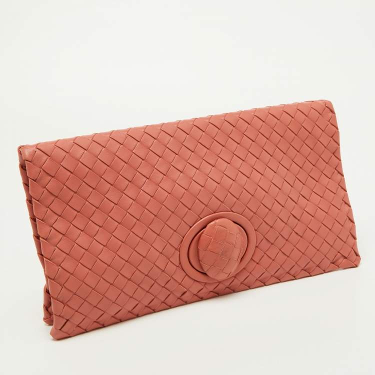 مملوكة مسبقًا Bottega Veneta Intrecciato Leather Turnlock Clutch