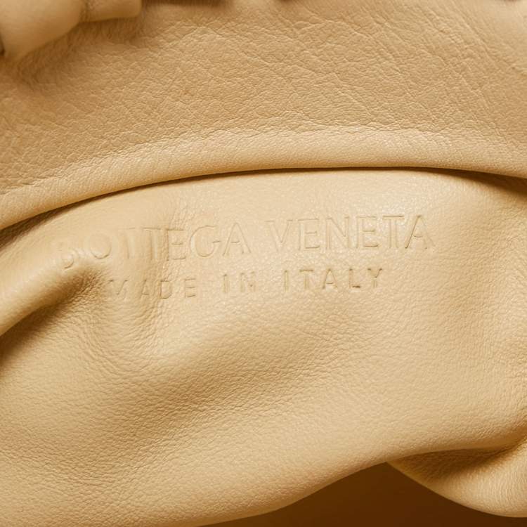 Pre Owned Bottega Veneta Beige Leather The Chain Pouch Bag