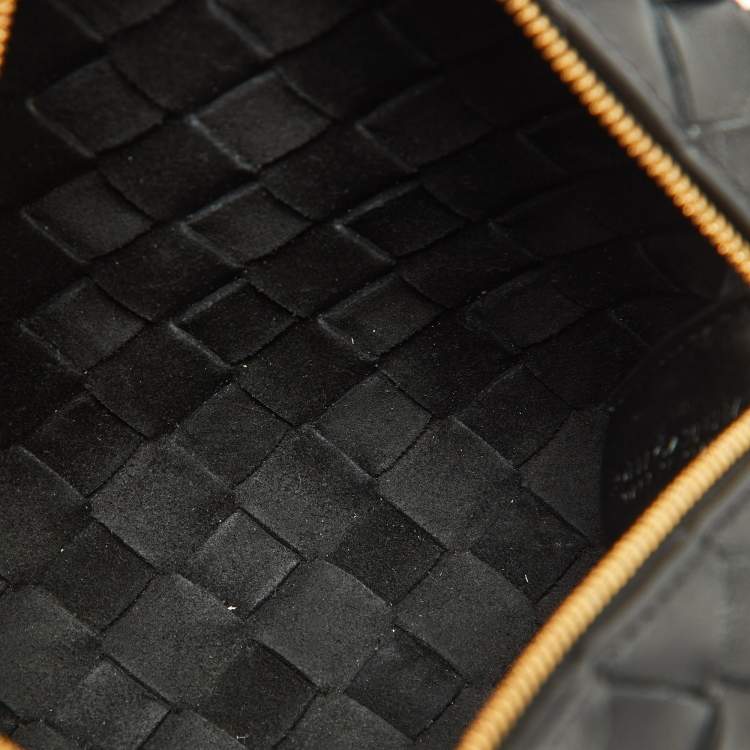 Pre Owned Bottega Veneta Black Intrecciato Leather Mini Loop Camera Crossbody Bag