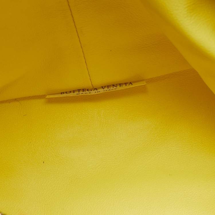 Pre Owned Bottega Veneta Yellow Leather Mini Double Knot Hobo