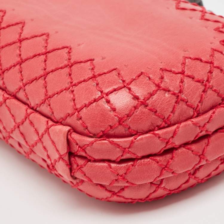 Pre Owned Bottega Veneta Pink Intrecciato Stitch Leather Knot Clutch