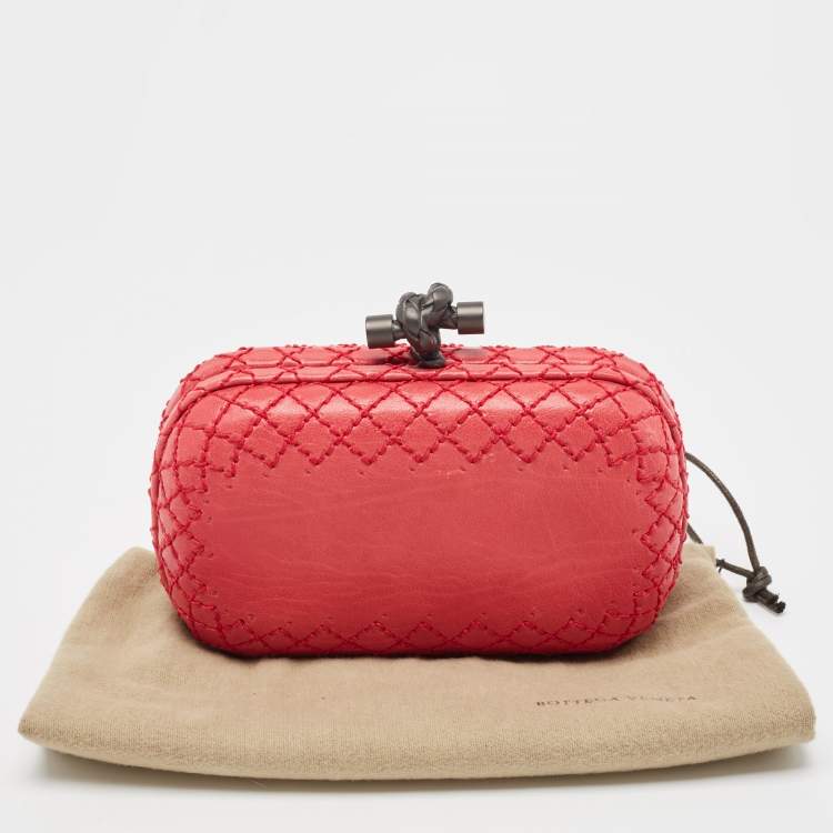 Pre Owned Bottega Veneta Pink Intrecciato Stitch Leather Knot Clutch