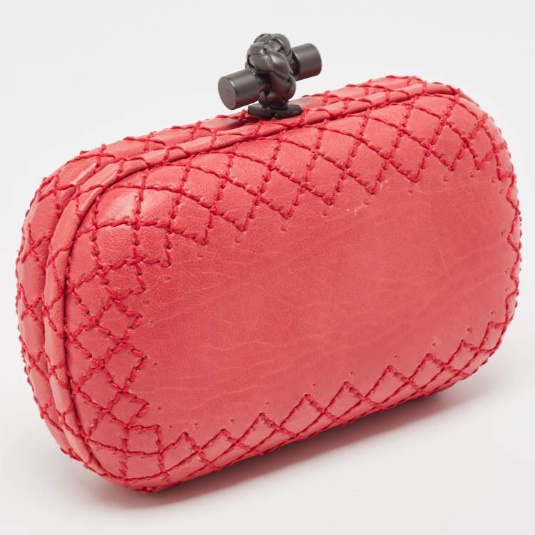 Pre Owned Bottega Veneta Pink Intrecciato Stitch Leather Knot Clutch
