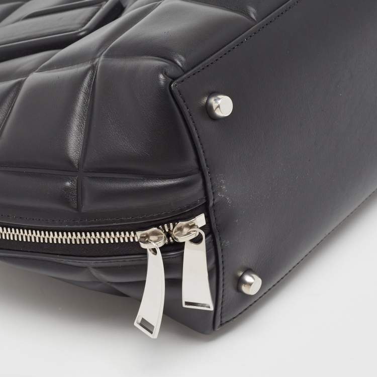 Pre Owned Bottega Veneta Black Quilted Padded Leather Medium Swoop Satchel