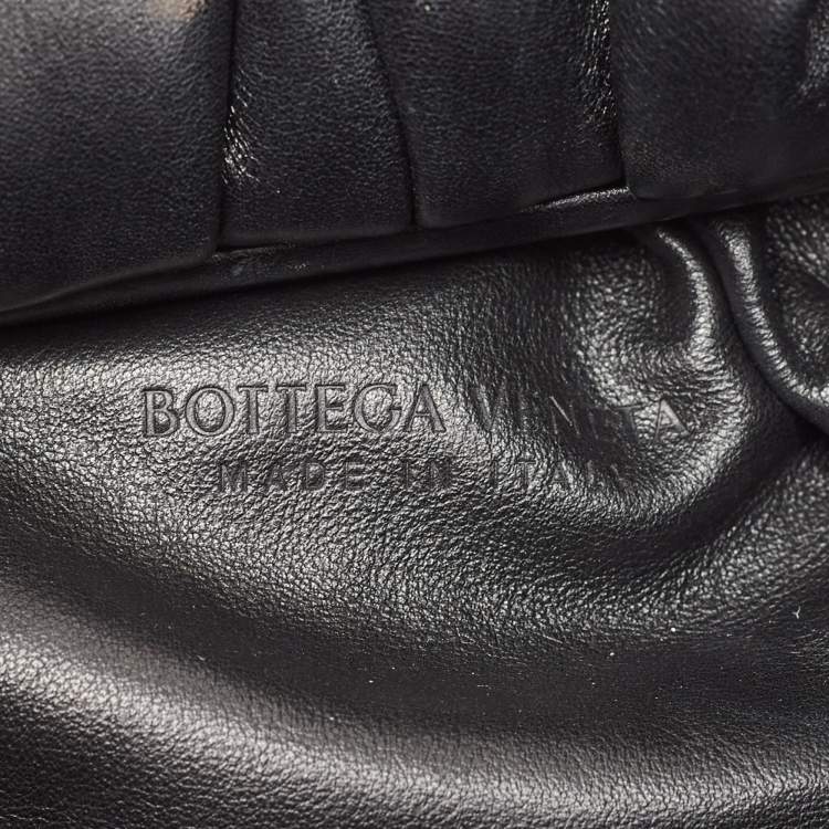 Pre Owned Bottega Veneta Black Leather Medium The Shoulder Pouch Bag